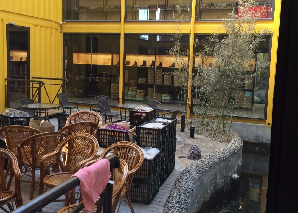 20 GP Prefabricated Shipping Container Coffee Shop Drive Thru